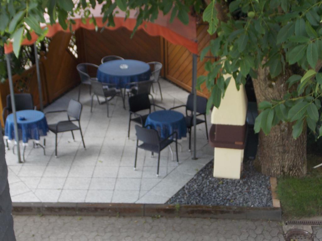 Gaestehaus "Am Weissen Stein" Cochem Rum bild